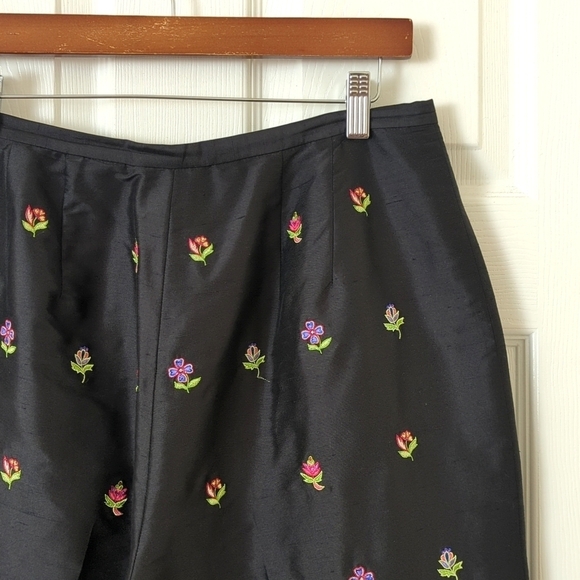 Talbots 90's Vintage Floral Embroidered Silk High Waisted Tapered Leg Pants 14 - Picture 13 of 14